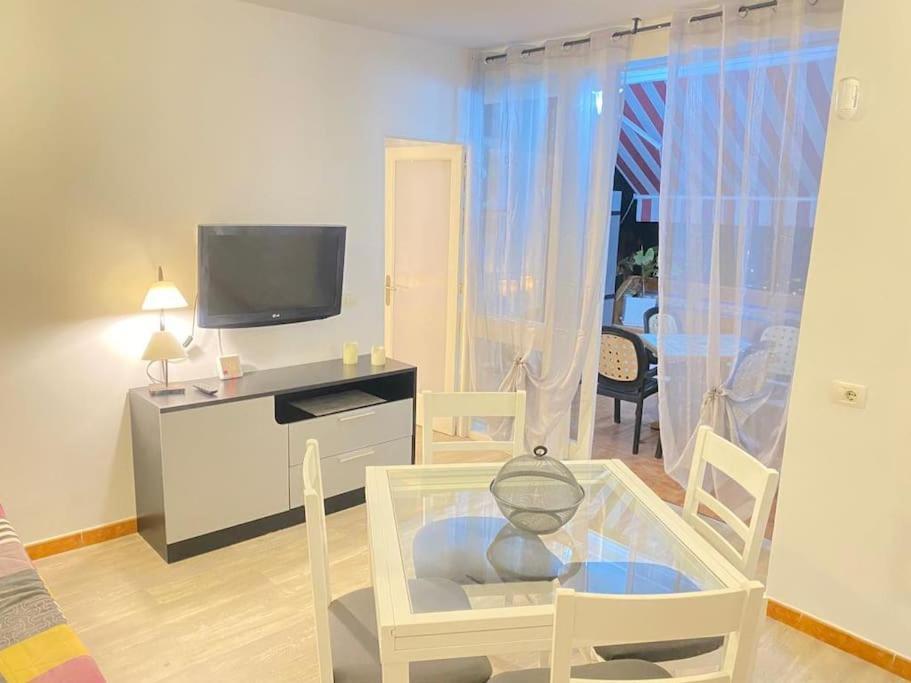 Lovely Apartment With Pool Costa del Silencio Exterior foto